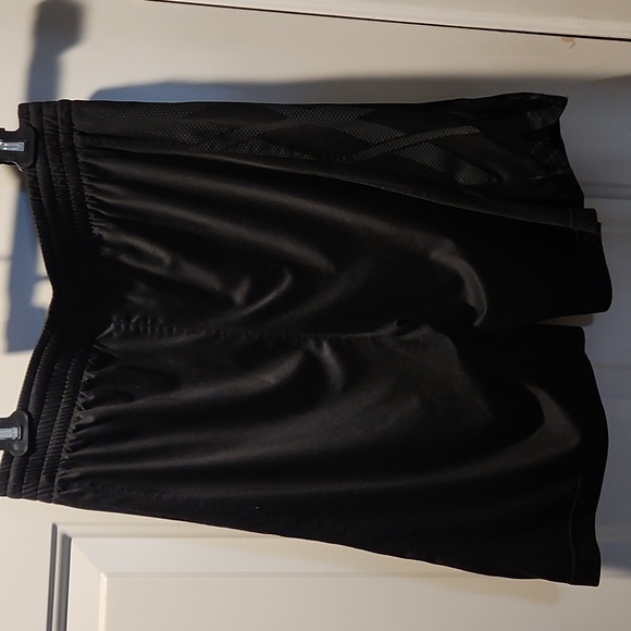 Adidas shorts - Picture 3 of 4